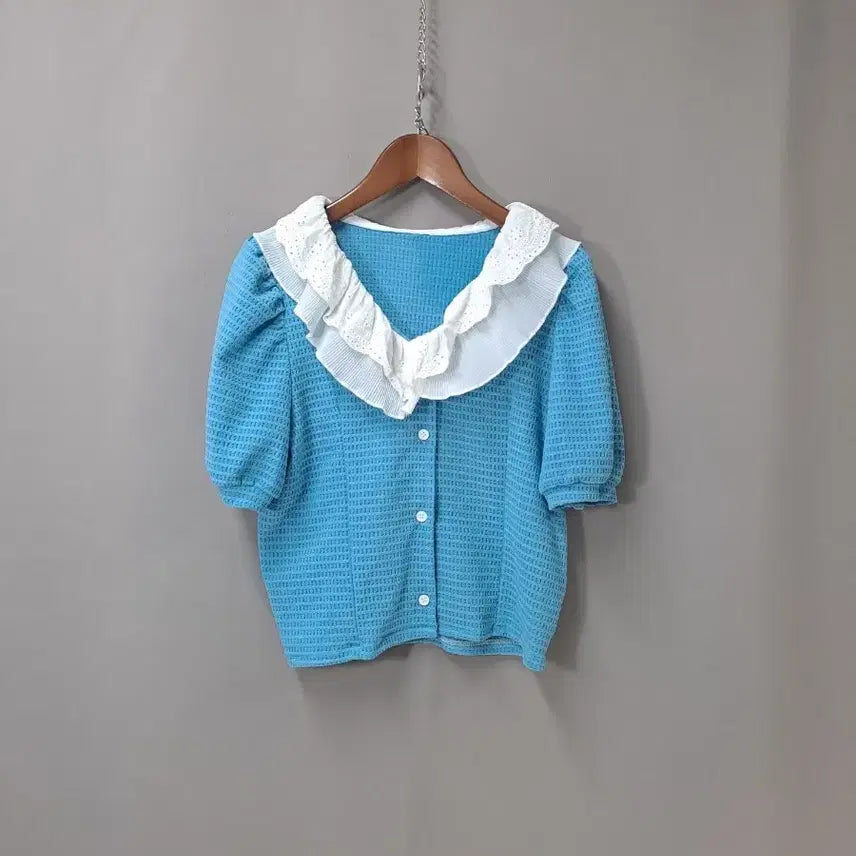 [BUNJANG] Blue Shirring Frill Collar Knit / 블루 셔링 프릴 칼라 니트