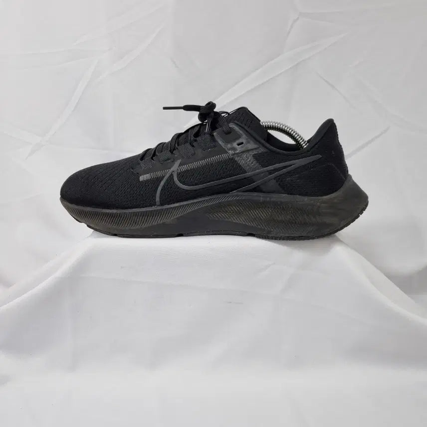 [BUNJANG] Nike Air Zoom Pegasus 38 Sneakers Black Vintage / 빈티지하서 285 나이키 에어 줌 페가수스 38 블랙 스니커즈