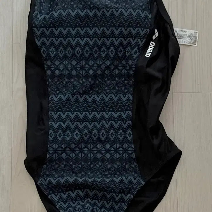 [BUNJANG] Arena Women's Indoor Swimsuit (New, Unworn) / 미착용 새제품) 아레나 여성 실내 수영복