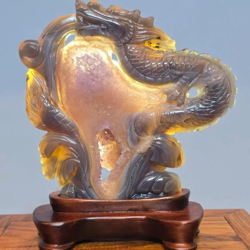 [BUNJANG] Dragon Sculpture Agate Stone Mineral / 26073036 좋은 기운을 주는 용조각 마노석 광물 수석 팝니다