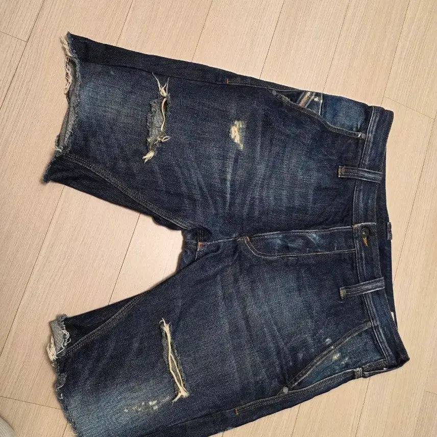 [BUNJANG] Diesel x Adidas Collaboration Custom Denim Jeans / 디젤.아디다스 콜라보 커스텀데님