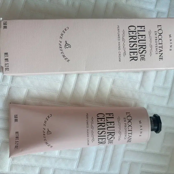 [BUNJANG] L'Occitane Fleur Hand Cream (Cherry Blossom) / 록시땅 플뢰르 핸드크림 (체리 블라썸)