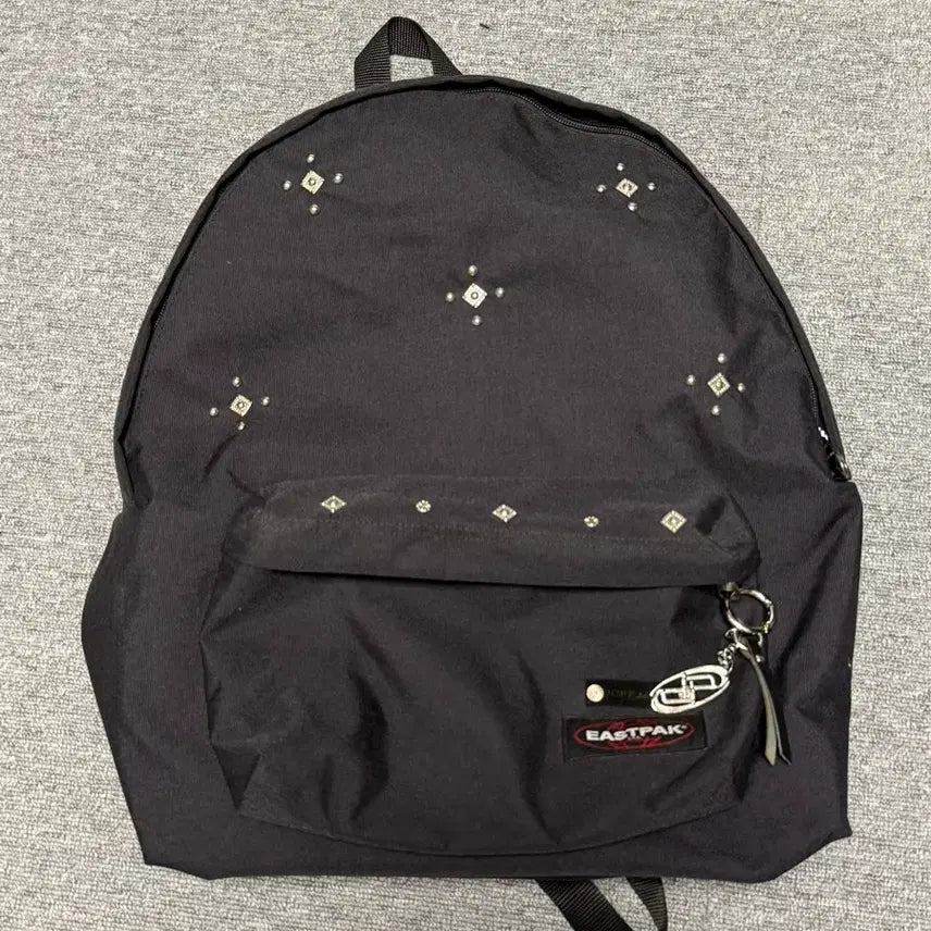 [BUNJANG] Dope Jason Eastpak Studded Backpack Black / 도프제이슨 이스트팩 스터드 백팩