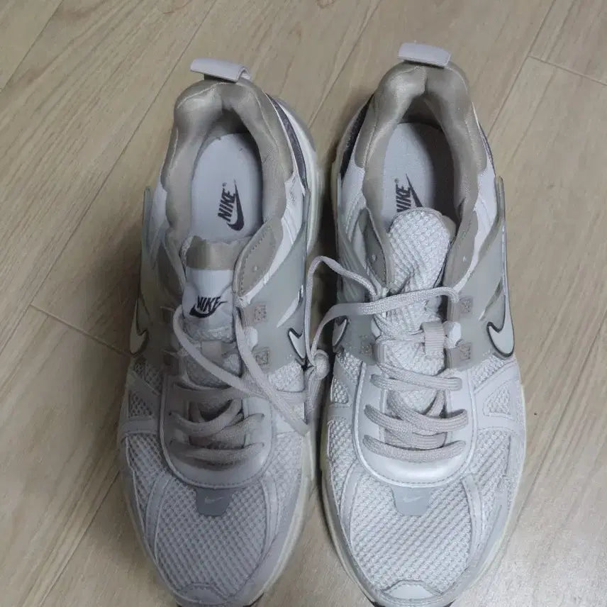[BUNJANG] Nike Running Shoes (Size 280) / 나이키신발280