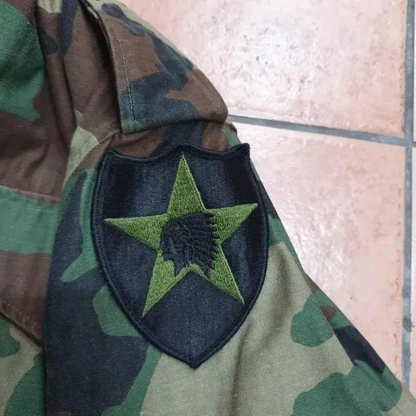 [BUNJANG] 1991 US Army Original M65 Woodland Camo Field Jacket (2nd Infantry Division Patch) XS-Short / [XS/S] 91년 오리지널 미군 M65 우드랜드 카모 필드자켓 (2사단 패치)