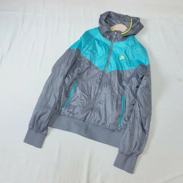 [BUNJANG] Nike Windrunner Jacket / 나이키 윈드러너 바람막이