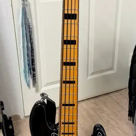[BUNJANG] Squier Classic Vibe 70s Jazz Bass V 5-String Bass Guitar / 스콰이어 클래식바이브 70s 재즈베이스 5현