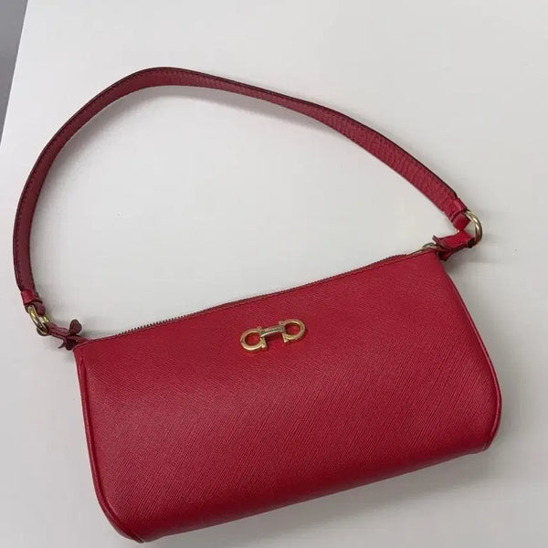 [BUNJANG] Salvatore Ferragamo Gancini Lizeti Pouch Shoulder Bag / 페라가모 간치니 리제티 파우치 숄더백 정품