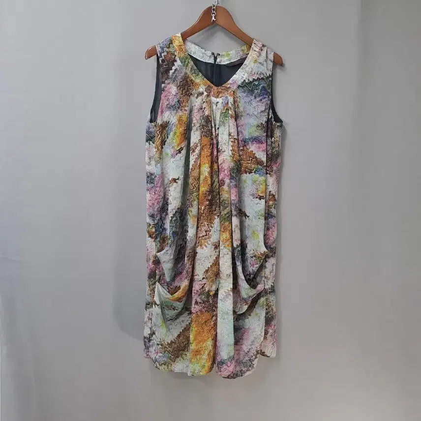 [BUNJANG] Chatelaine Shirring Pattern Sleeveless Dress / 샤트렌 셔링 패턴 나시 원피스