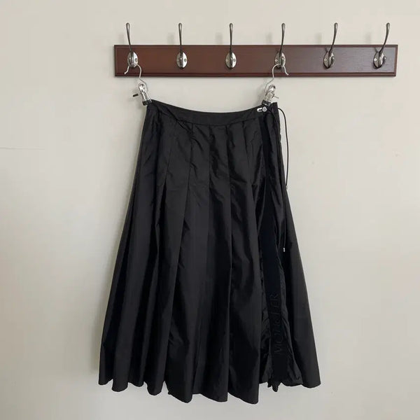 [BUNJANG] Moncler Black Nylon Woven Skirt / 몽클레어 블랙 나일론 우븐 스커트