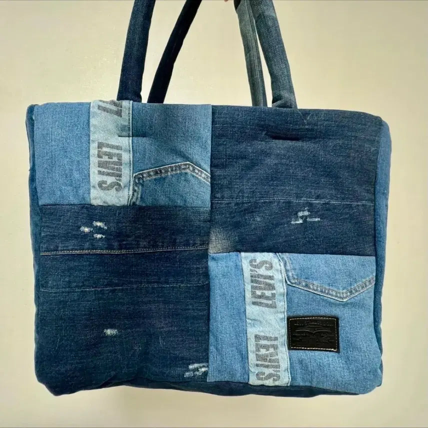 [BUNJANG] Upcycled Denim Padding Shoulder Bag / 업사이클링 데님 패딩백