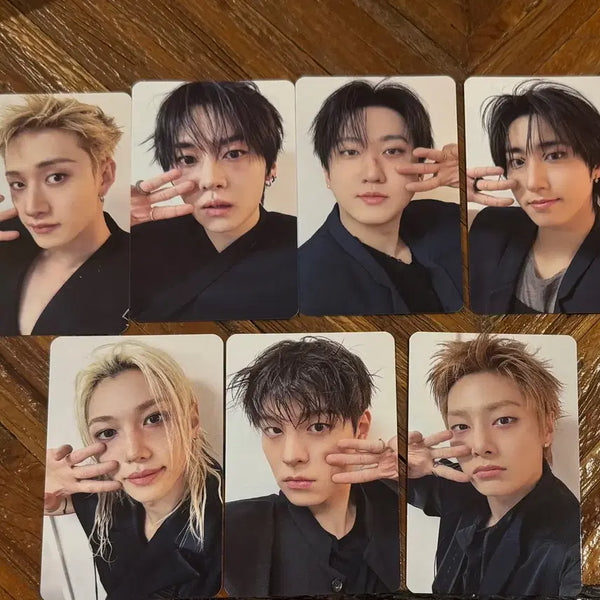 [BUNJANG] Stray Kids Unlock Seoul Photocard Bundle Set / 스키즈 런잇 콘서트 중콘 입장포카 일괄판매
