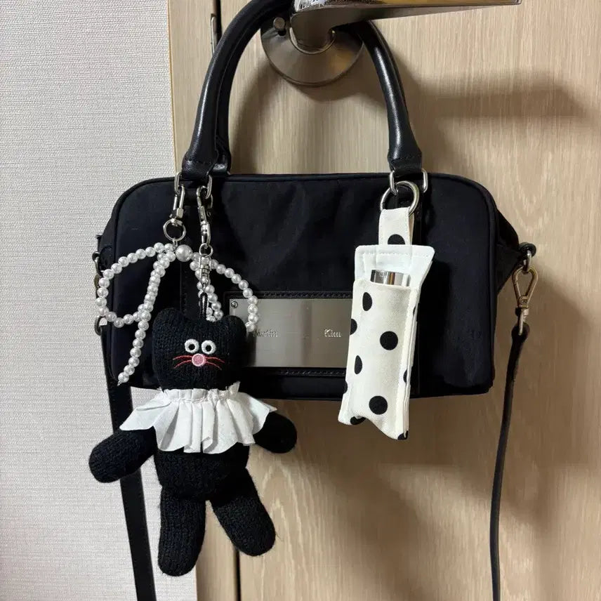 [BUNJANG] Matine Kim Baby Sporty Tote Bag Black with Monamhee Keyring / 마뗑킴 베이비 스포티 토트백 블랙 [키링 모남희 포함]
