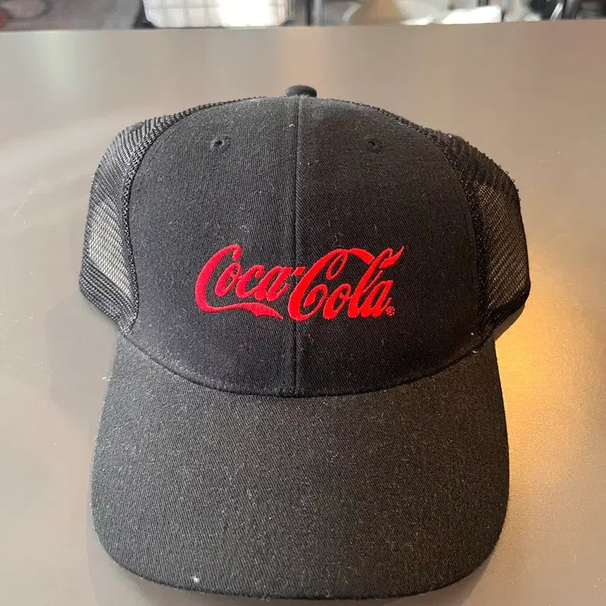 [BUNJANG] Coca-Cola Logo Trucker Cap / Coca-Cola 로고 트러커 캡