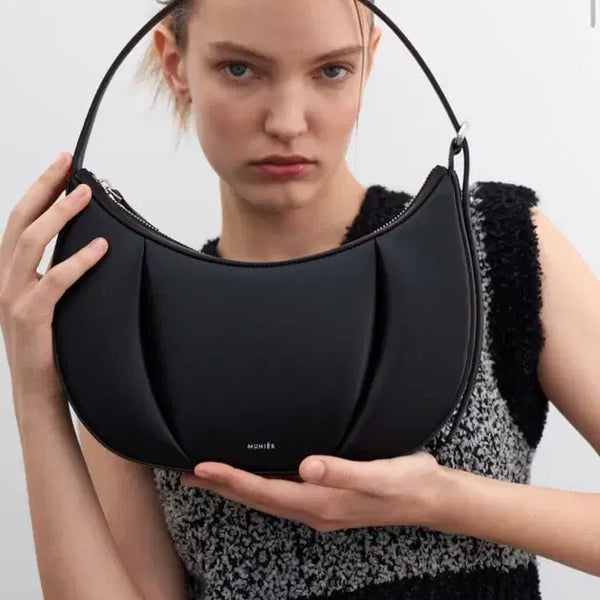 [BUNJANG] Munie Hobo Shoulder Bag Black / 뮤니에 호보백 숄더백 가방 블랙