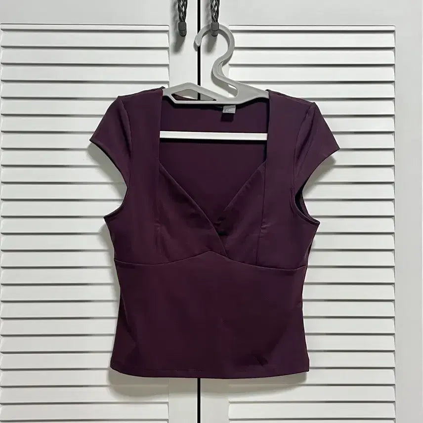 [BUNJANG] H&M Short Sleeve Blouse Plum Burgundy / H&M 반팔 블라우스 플럼 버건디_실착 1회
