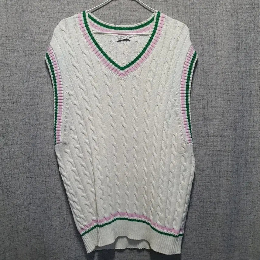 [BUNJANG] Zara Cable Knit V-Neck Vest L / 자라 케이블 니트 브이넥 베스트  L