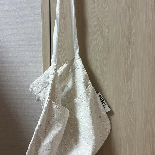 [BUNJANG] Masmarrules White Lace Shoulder Bag / [새상품]마스마룰즈 화이트 레이스 숄더백