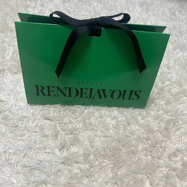 [BUNJANG] Rendezvous Beauty Artist Edition I Am Rendezvous La Vie En Camellia Body Wash / (새상품) 랑데자뷰 뷰티 작가에디션 아이엠랑데자뷰 라비앙카멜리아 바디워시