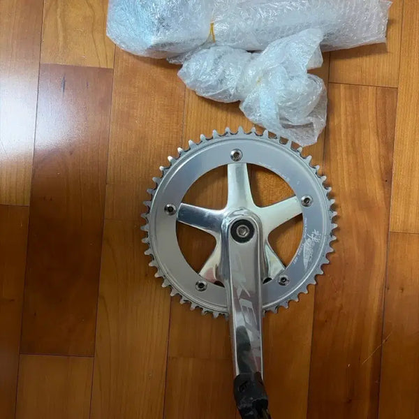 [BUNJANG] Sugino Zen 48T Crankset with Shimano 5500 Bottom Bracket / 스기노젠 48T, 스케이스 크셋, 시마노 550, 시마노 비비 일괄 판매