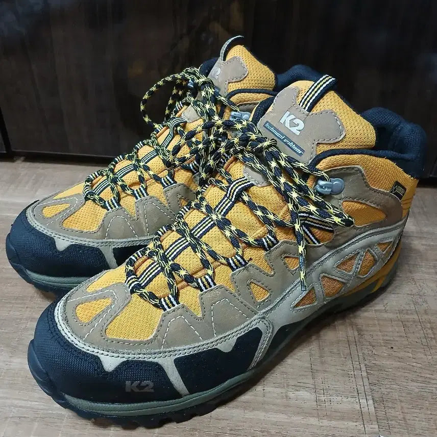 [BUNJANG] K2 Gore-Tex Hiking Boots - Yellow/Brown - 280mm / K2 고어텍스 등산화 옐로우/브라운 280
