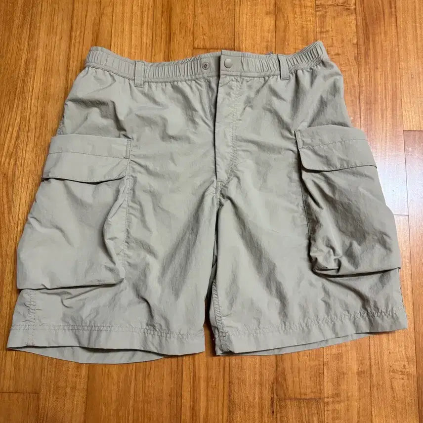[BUNJANG] Uniqlo U Parachute Cargo Shorts / 유니클로U 파라슈트 카고팬츠 반바지L