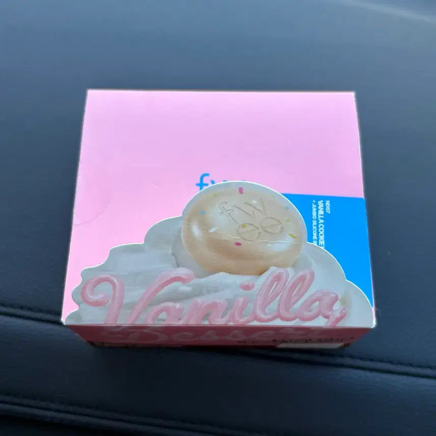 [BUNJANG] Fwhy Vanilla Cookie Pudding Pot + Jumbo Silicone Brush Set / [새상품] 퓌 바닐라쿠키 푸딩팟 + 점보 실리콘 브러쉬 세트
