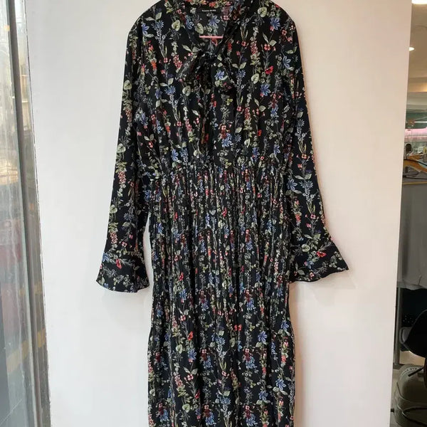 [BUNJANG] Plastic Island Floral Pattern Long Dress / 플라스틱아일랜드 플로럴 패턴 롱 원피스