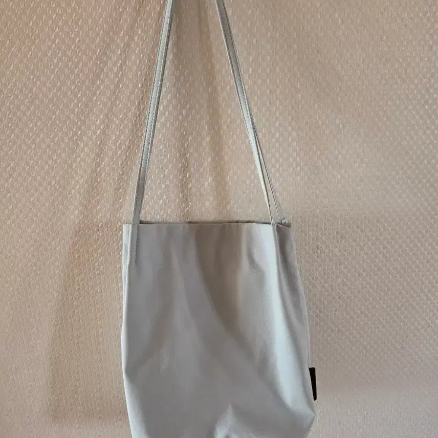 [BUNJANG] iTHEYSO Soft Slim Knit Bag / 아이띵소 소프트 슬림 니트백