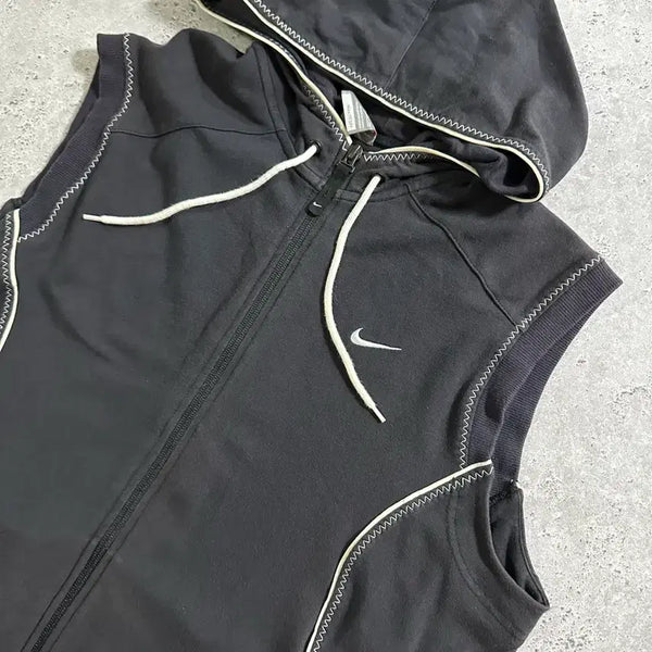[BUNJANG] Nike Black Stitch Hooded Vest / 00s Nike 블랙 배색 스티치 후드 베스트/092