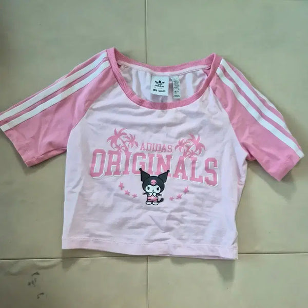 [BUNJANG] Adidas Originals Cropped T-Shirt Pink Kuromi / 아디다스 오리지널스 크롭티 핑크 쿠로미
