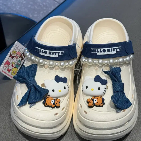 [BUNJANG] Hello Kitty Platform Crocs Sandals Ivory Denim / 헬로키티 통굽 크록스 샌들 아이보리 데님 240 37-38