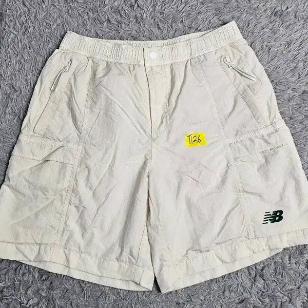 [BUNJANG] New Balance Cargo Shorts Ivory / 뉴발란스 카고 반바지 아이보리 S