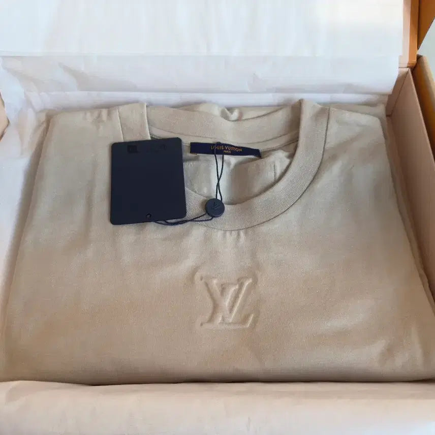 [BUNJANG] Louis Vuitton Short Sleeve T-Shirt / 루이비통 반팔티 새상품