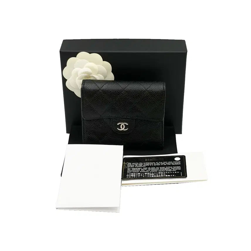 [BUNJANG] Chanel Classic Flap Small Wallet Black Caviar Silver CC Logo / 샤넬 A82288 블랙 캐비어 클래식 은장 CC로고 스몰 플랩 반지갑 (25번대)
