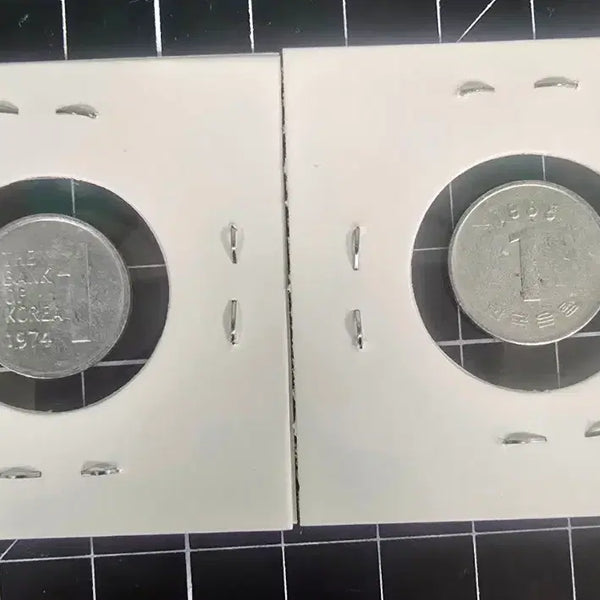 [BUNJANG] South Korean 1 Won Coin Bundle (1974, 1988) / 한국은행 74,88년 1원 동전 2개