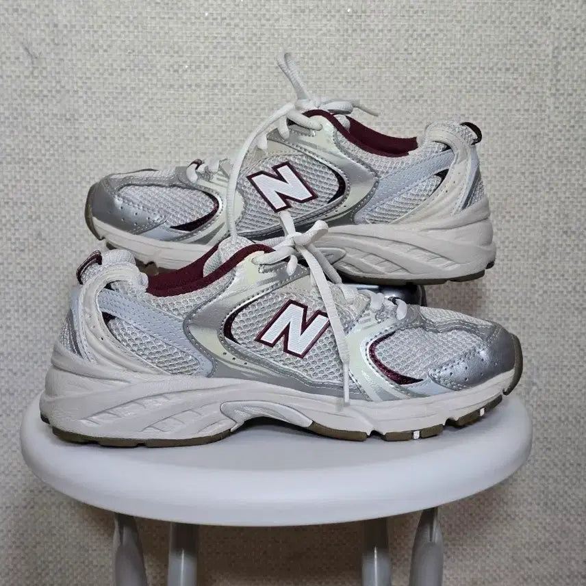 [BUNJANG] New Balance 530 Silver Burgundy Sneakers (US 5) / 뉴발란스 530 실버 와인(230)