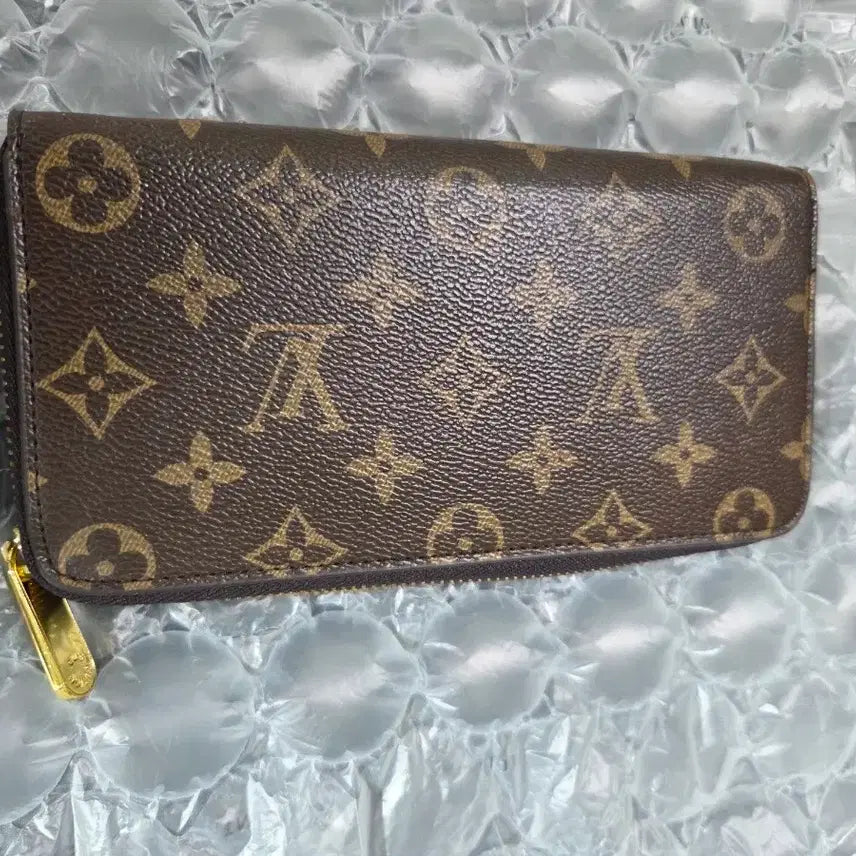 [BUNJANG] Louis Vuitton Monogram Long Wallet / 루이비통 모노그램 지퍼 장지갑