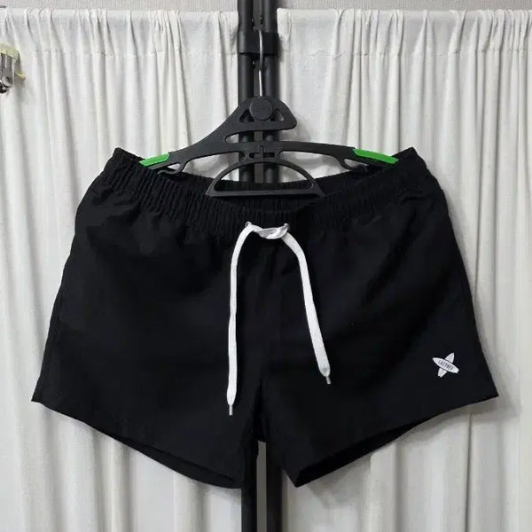 [BUNJANG] Lazybee Black Shorts L / 레이지비 반바지