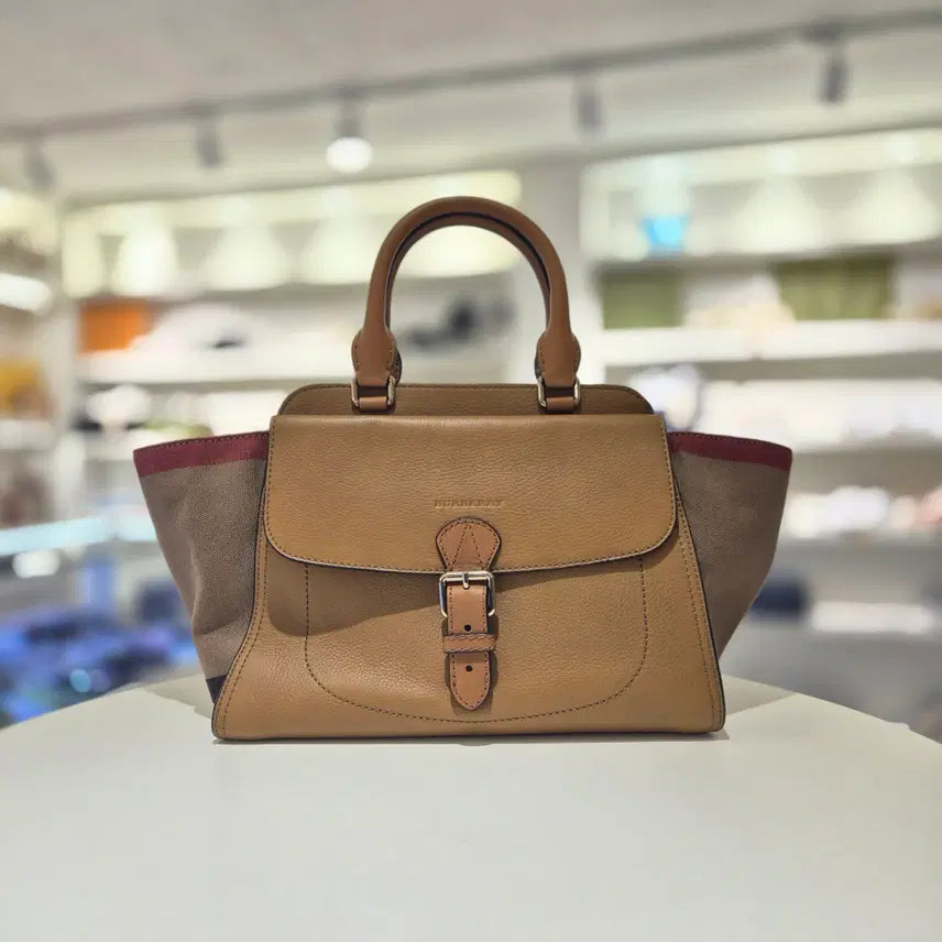 [BUNJANG] Burberry House Check Grain Leather Hakot Tote Shoulder Bag / 버버리 하우스 체크 그레인 레더 하코트 토트 숄더백