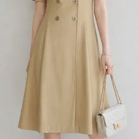 [BUNJANG] S SOLEZIA Beige Short-Sleeve Double-Button Midi Dress / 'S SOLEZIA 베이지색 반팔 더블 버튼 원피스