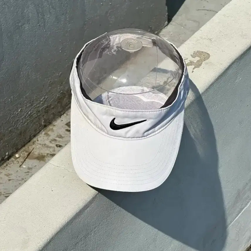 [BUNJANG] Nike Golf Sun Visor White / 나이키 선바이저