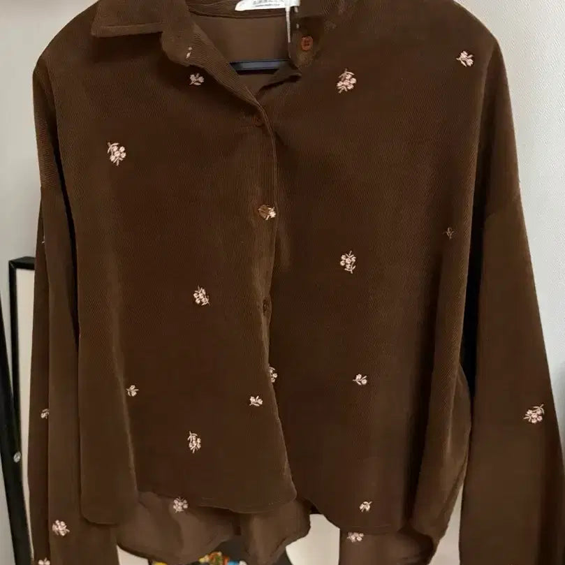 [BUNJANG] Brown Floral Embroidered Cardigan / 브라운 가디건 꽃 자수