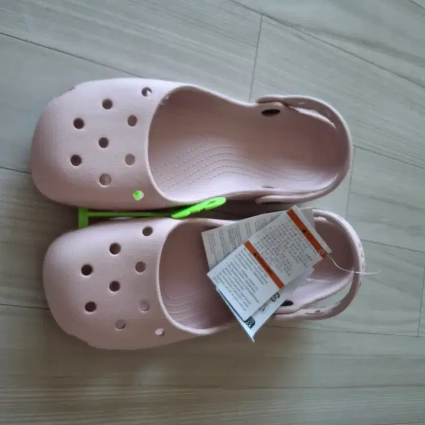 [BUNJANG] Crocs Classic Ballet Flat Pink 240mm Women's Shoes / 귀엽고 가벼운 크록스 슈즈240
