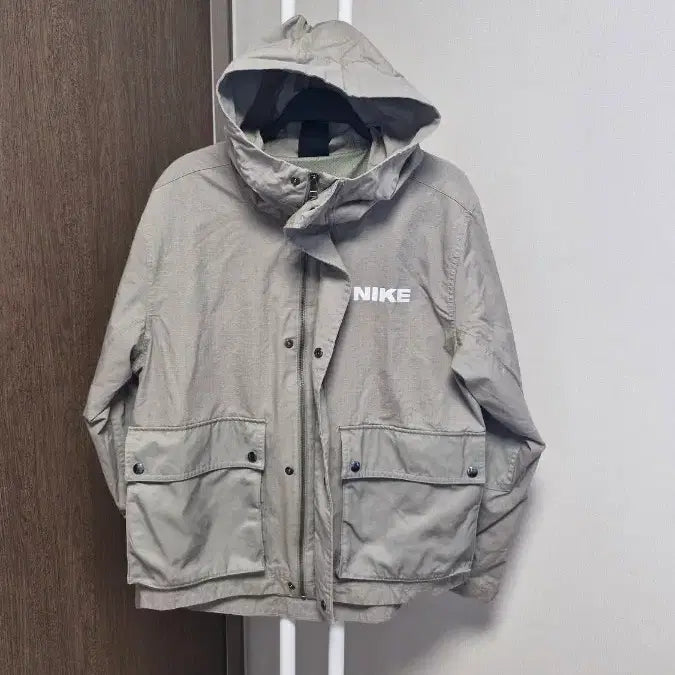 [BUNJANG] Nike Khaki Hooded Zip-Up Jacket (Men's M) / 나이키 야상형후두짚업점퍼(M/남95) 연카키