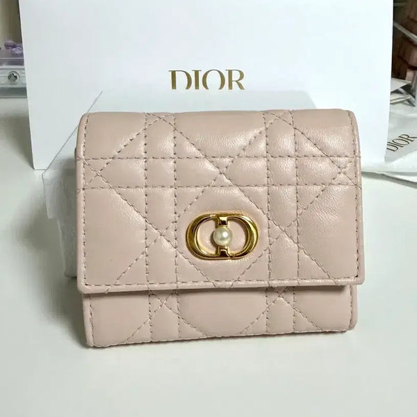 [BUNJANG] Dior Joli Canage Lambskin Trifold Wallet / 디올 졸리 까나쥬 램스킨 3단 반지갑 / 신세계백화점 구매 / 풀구성
