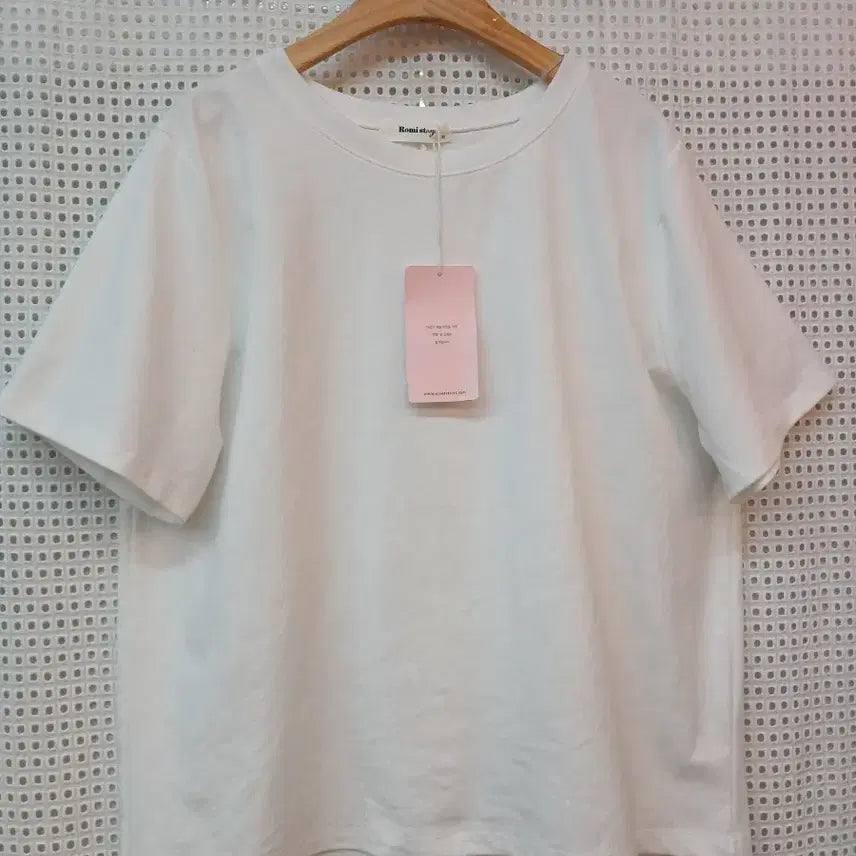[BUNJANG] Romistory White T-Shirt R3 / 로미스토리 티셔츠 화이트ㅡR3ㅡ