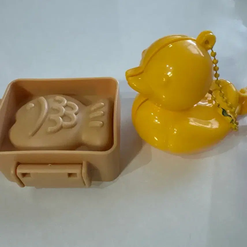 [BUNJANG] Mini Duck & Fish-Shaped Waffle Mold Keychain / 미니오리,붕어빵 눈틀 키링