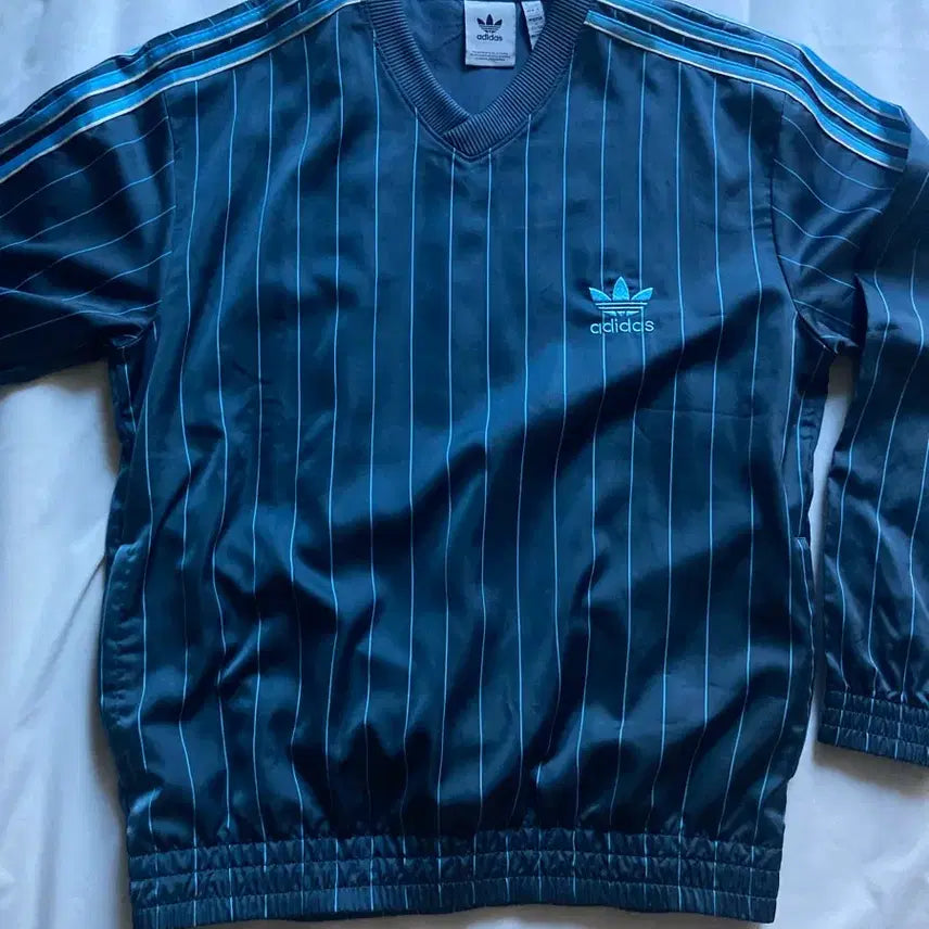 [BUNJANG] Adidas Striped Long Sleeve Training Top / 아디다스 스트라이프 긴팔 트레이닝 상의