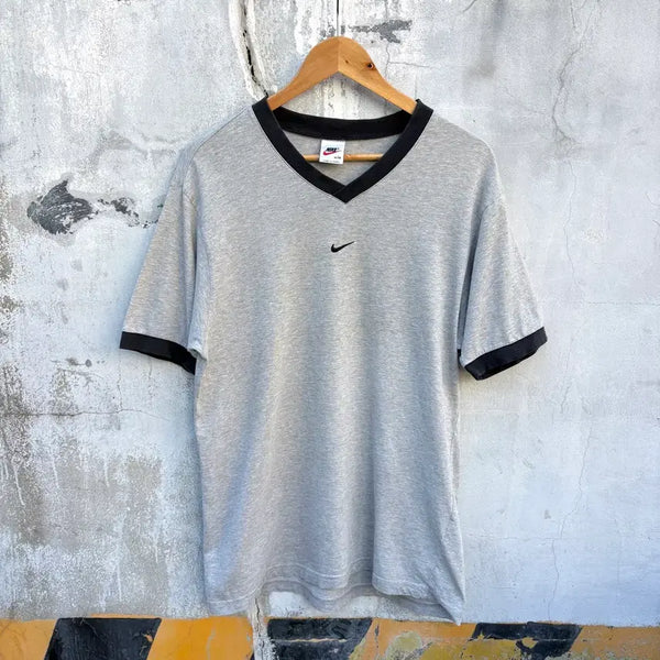 [BUNJANG] Nike Vintage V-Neck Ringer T-Shirt / Nike 빈티지 나이키 브이넥 반팔 티셔츠 링거티